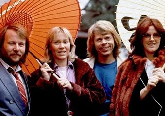 ABBA 40 yıl aradan sonra geri dönüyor