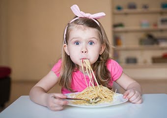 Pandemi dönemi çocuklarda yeme bozukluklarını artırdı