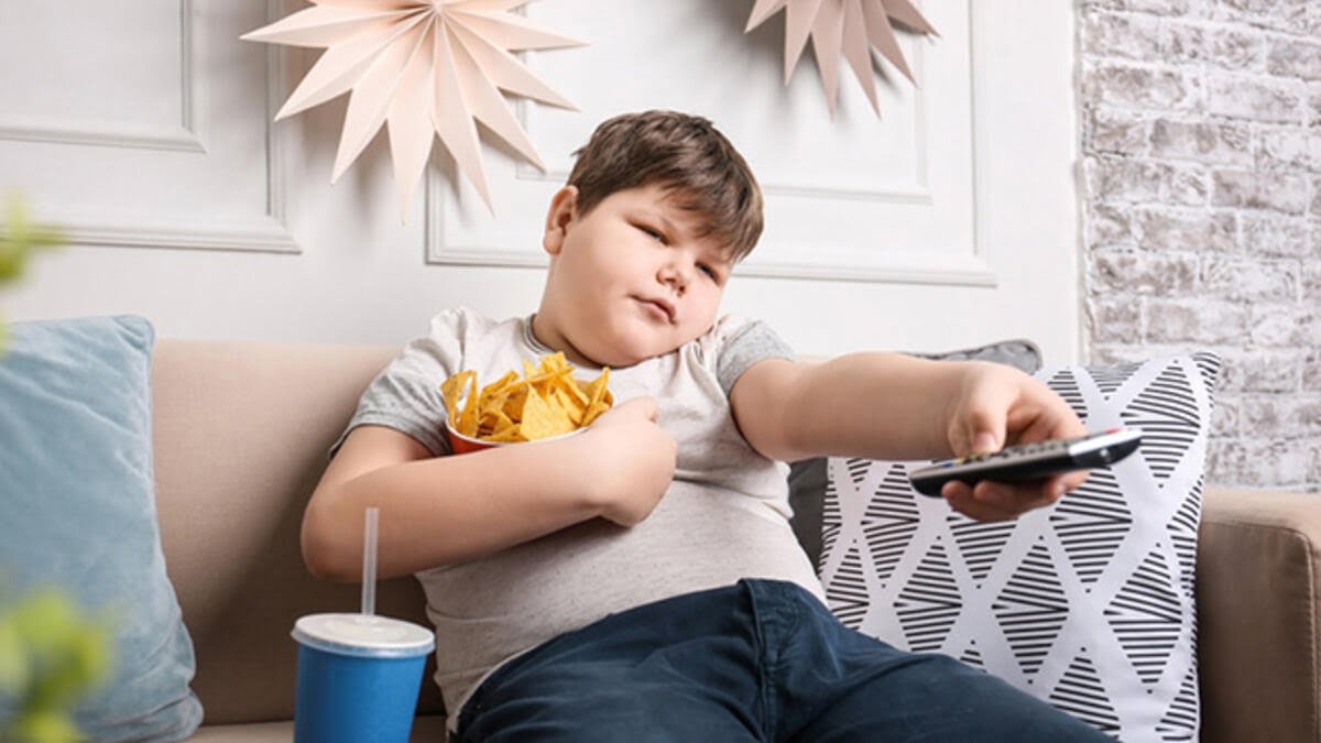 Pandemide çocuğunuzu obeziteden korumak için öneriler