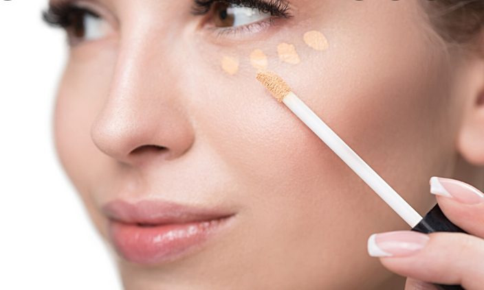 Follow these 3 makeup tricks to look younger!