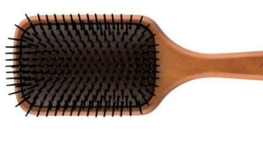 Make sure to use these combs to prevent hair loss!